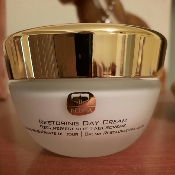 Kedma Restoring Day Cream 1.76oz NWT - Picture 4 of 5
